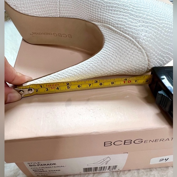 BCBGENERATION BG-Parade White/Rumba snake 6.5 - Picture 6 of 7